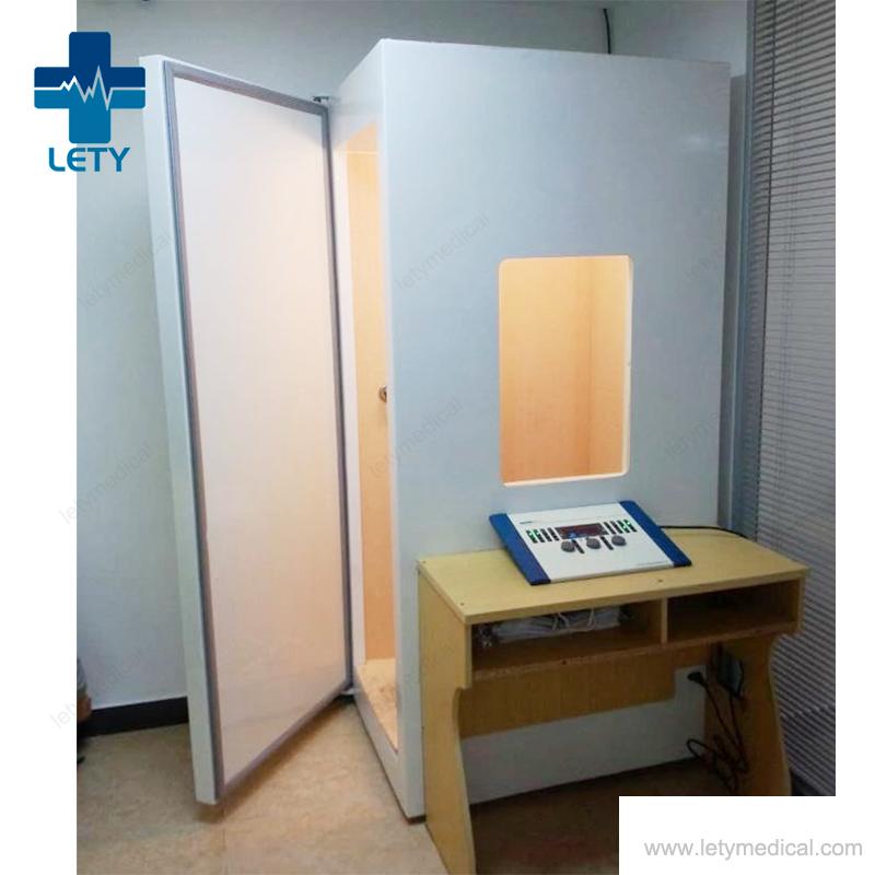 Mobile audiometric booth for hearing test